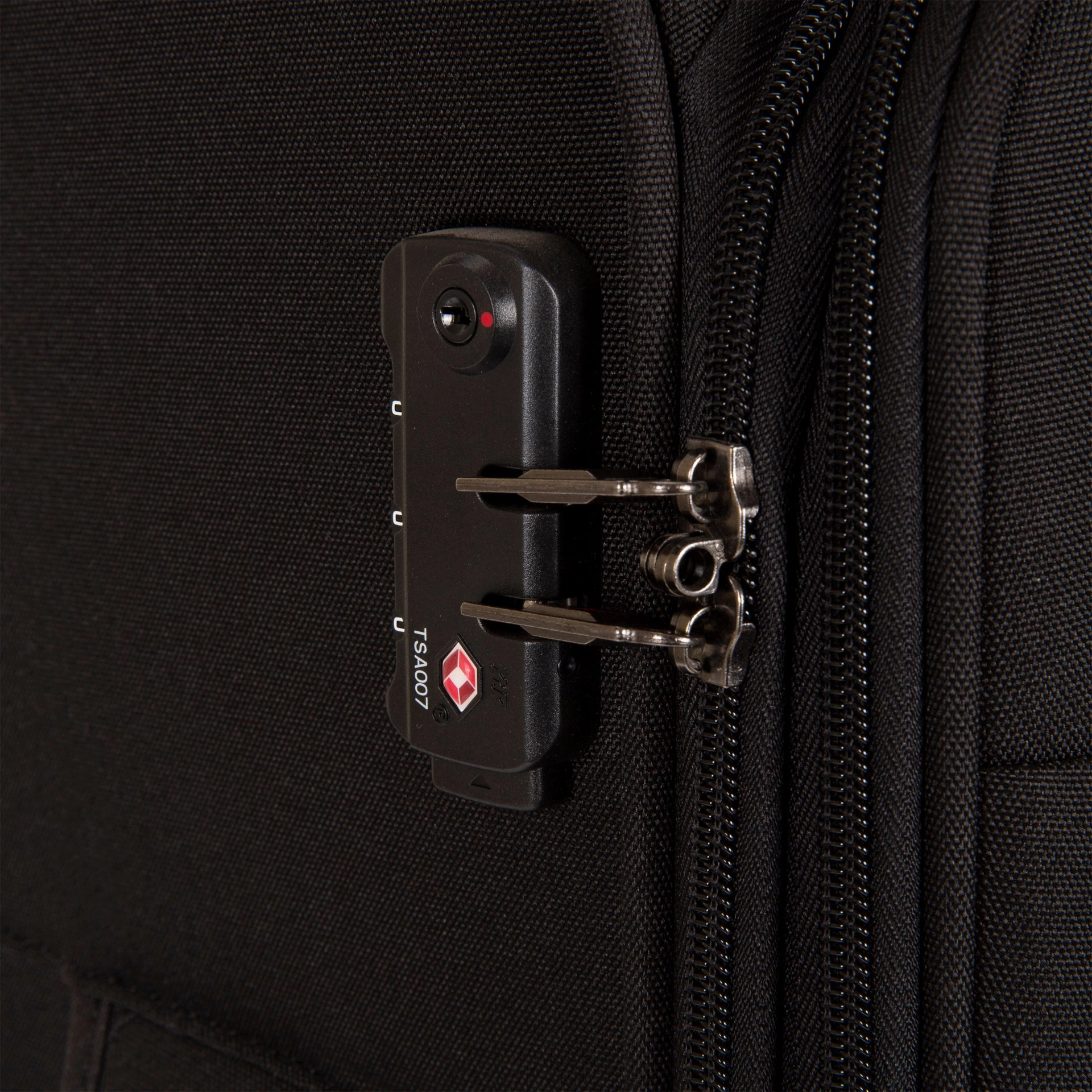 Fusion Softside 26" Luggage