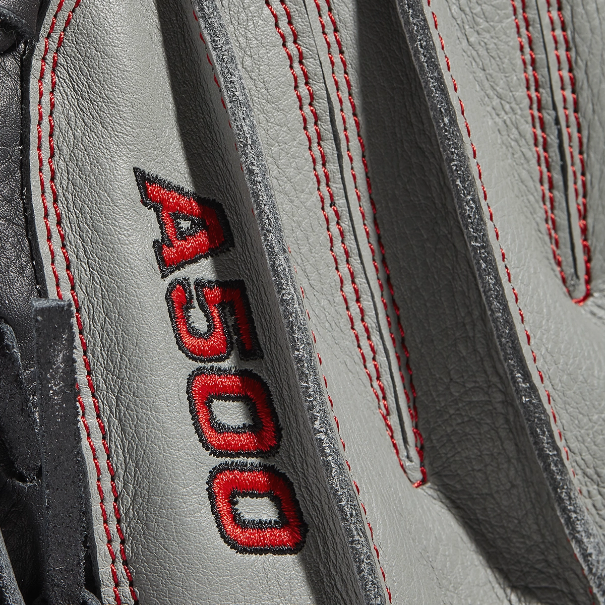 Youth A500 32" Closed Catcher's Mitt
